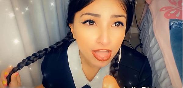  Wandinha Addams Fazendo Ahegao e garganta Profunda - Exxxtra Sloppy Ahegao Deepthroat BJ Wednesday Addams COSPLAY